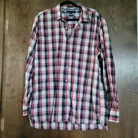 Tommy Hilfiger Men’s XL Button Up Shirt Red White Black Striped - Picture 1 of 11